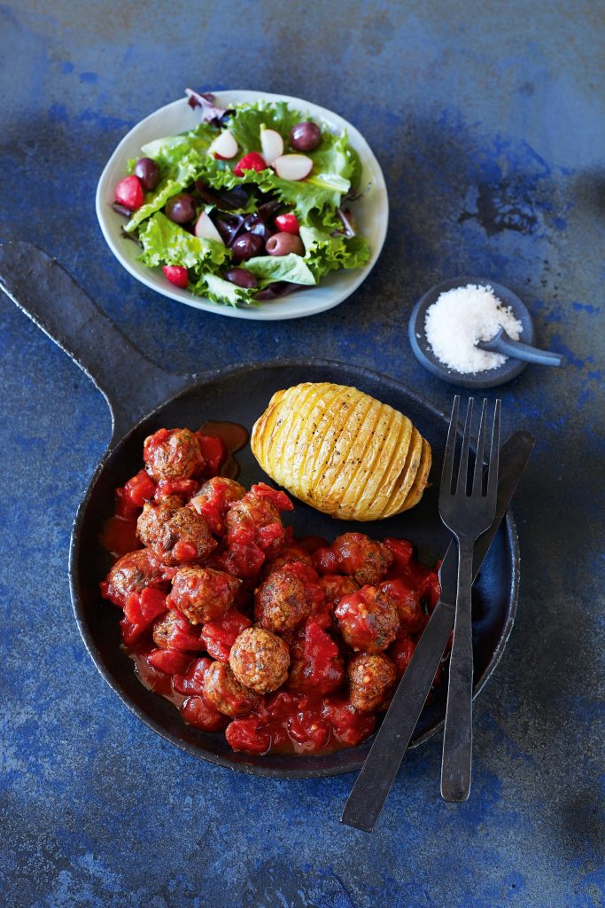 Albóndigas caseras con tomate